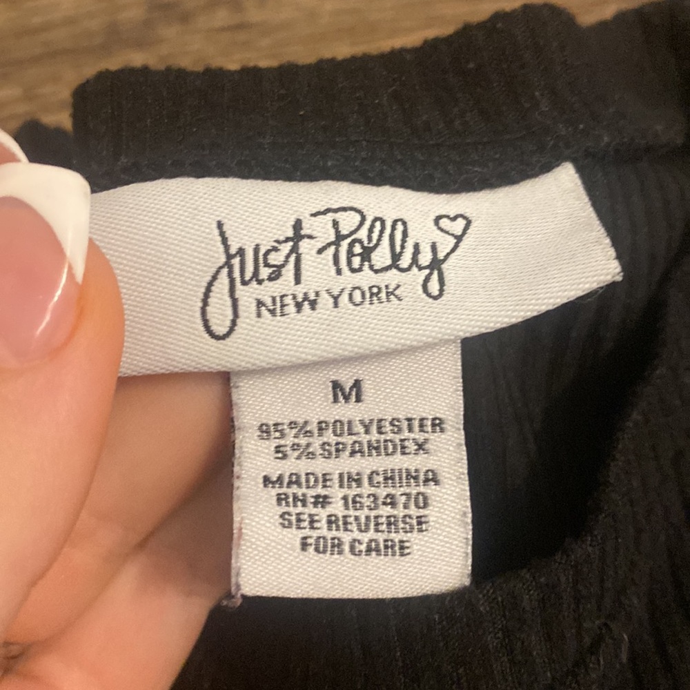 $8 black just polly shirt, medium, about belly button length but not cropped - Picture 3 of 4